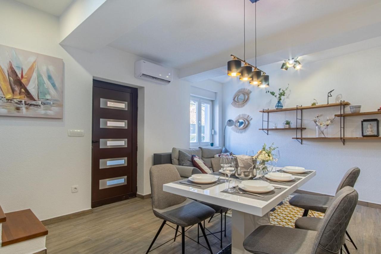 Su Casa - At Kastela Oldtown Apartment Exterior photo