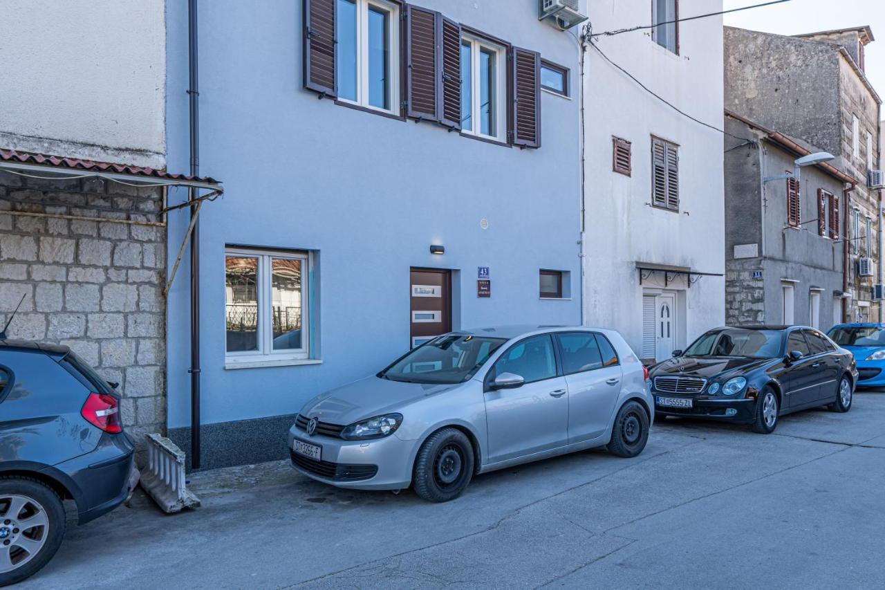 Su Casa - At Kastela Oldtown Apartment Exterior photo